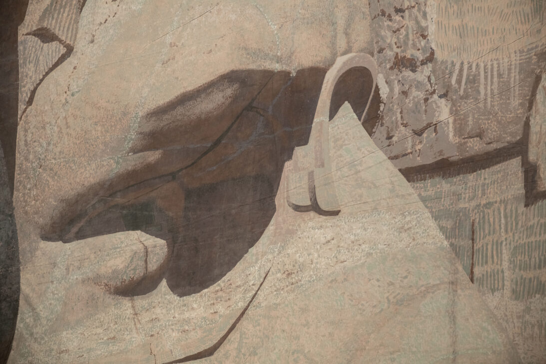 'Mount Rushmore' backdrop from North by Northwest, detail shot